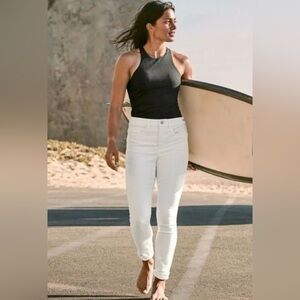 Athleta Women's White Sculptek Jeans size 6 NWOT